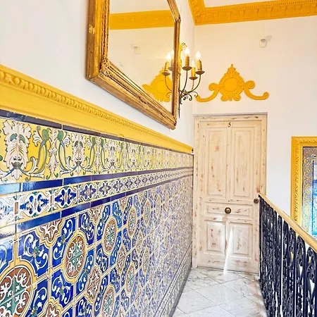 Palace House Hercules Homestay