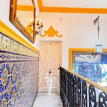 Palace House Hercules