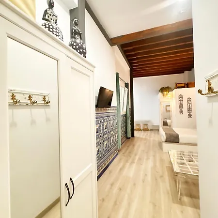 Homestay Palace House Hercules