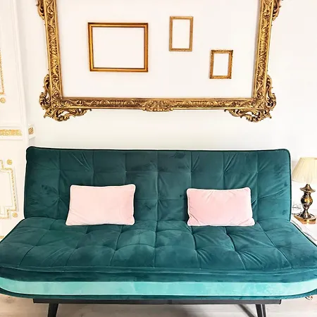 Homestay Palace House Hercules Seville