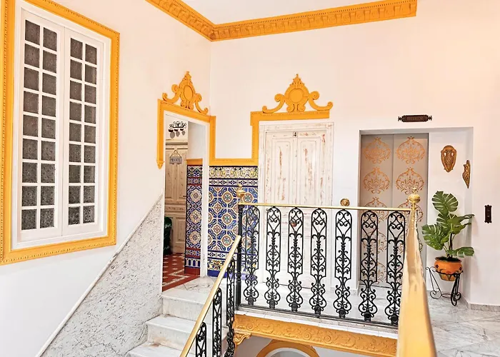 Проживание в семье Palace House Hercules Севилья