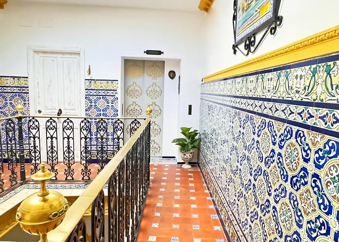 Palace House Hercules *