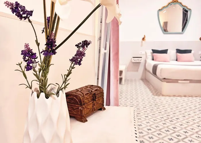 Palace House Hercules Проживание в семье Севилья